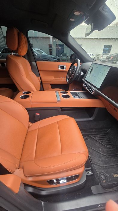 Li 9 Ultra. 2025. Tez sotiladi. Trade-in bor.