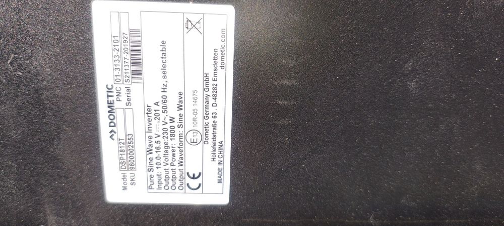Инвертор Dometic 1800w за части