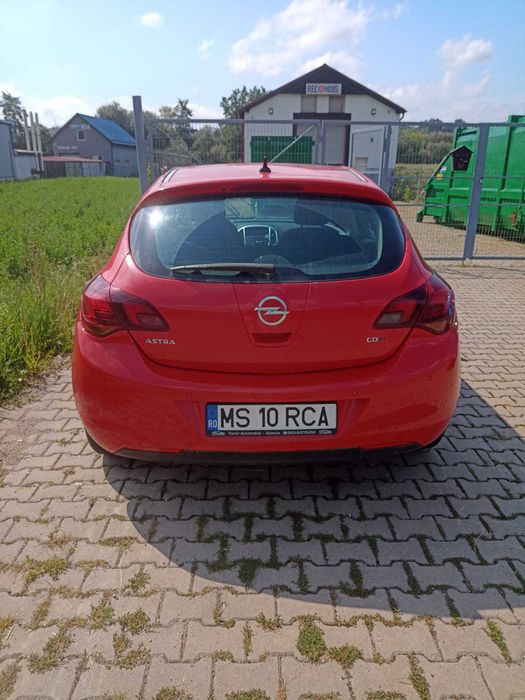 Opel Astra J 1,7 cdti, an 2010