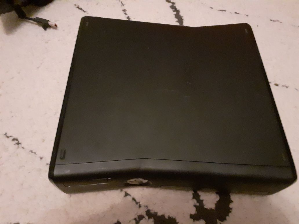 Xbox 360 slim 250