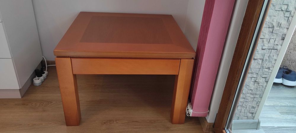 Масивна Холна маса