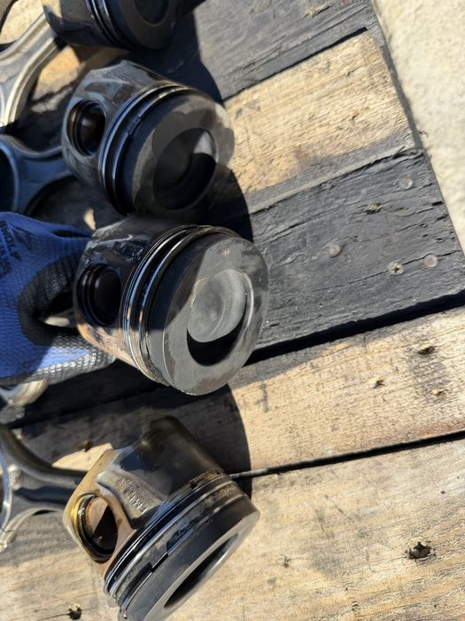 Бутала за Audi SQ7 435к.с SQ8 Ауди