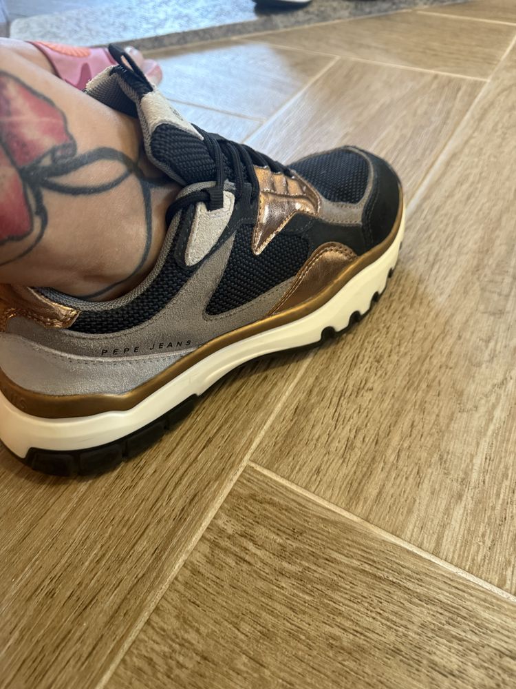 Pepe Jeans 38н страхотни