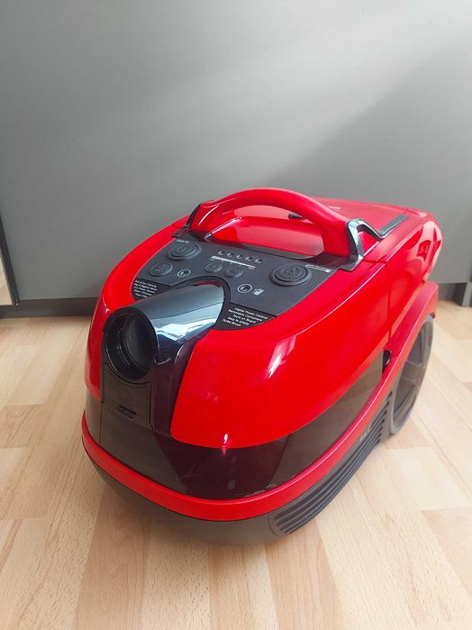 Перяща прахосмукачка BOSCH ProAnimal BWD421PET