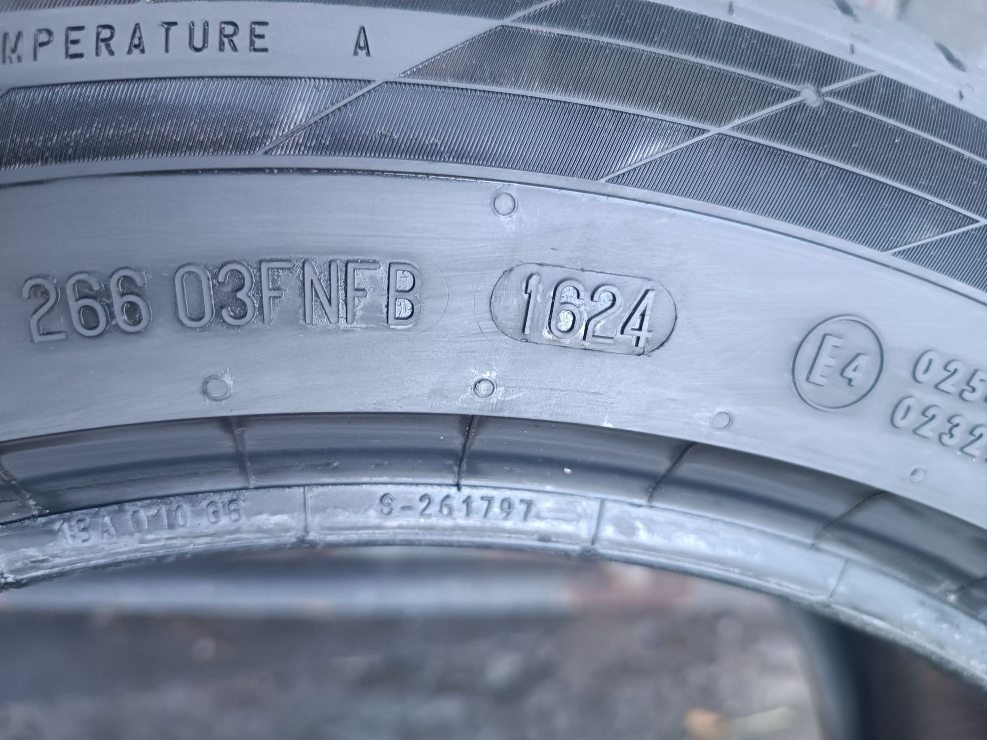 225/50/17 Continental Дот 1624