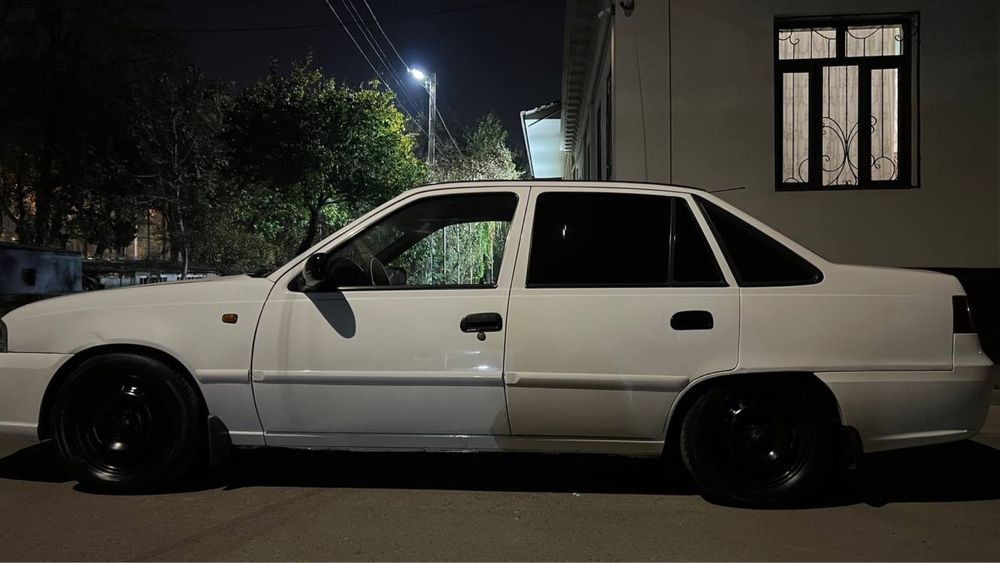 sotiladi nexisa ideal sastayana naxtga