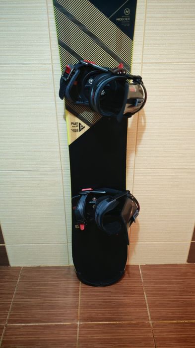 Placa snowboard nideker play 155 cm-legaturi boots Burton