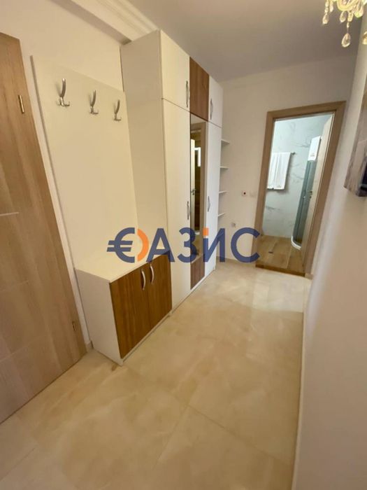 Продава се Тристаен апартамент в к.к. Слънчев бряг - 65 кв.м за 2107 €/кв.м - Снимка #6