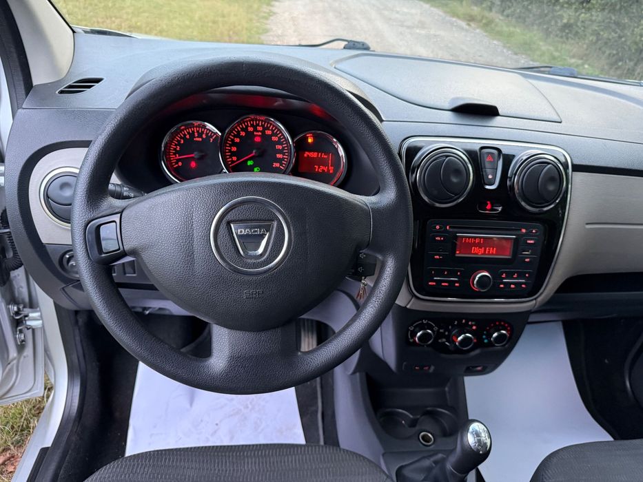 Dacia Lodgy Dacia Lodgy 1.5 DCI 2013