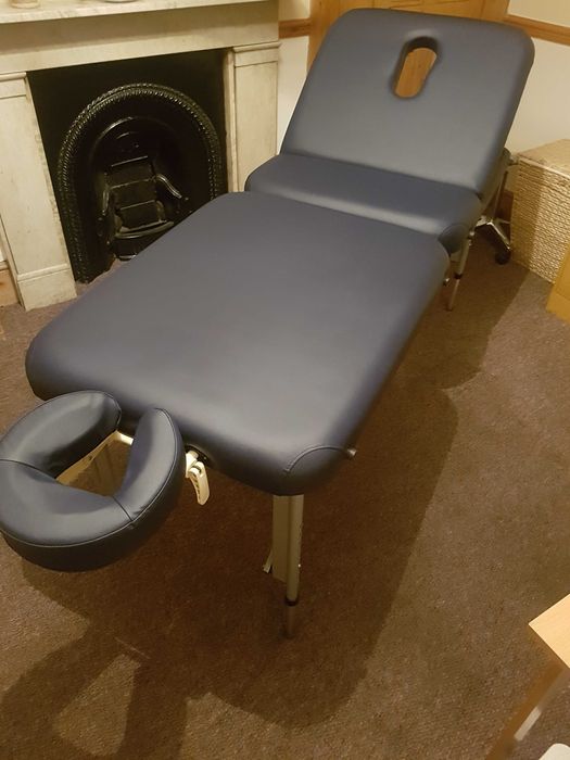 Масажна кушетка/ маса внос от Англия. Английски бранд, супер удобна