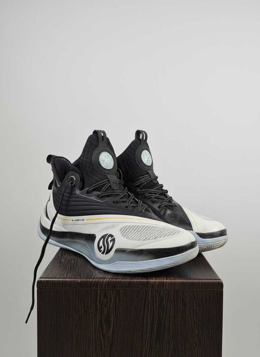 Баскетболни маратонки 46р