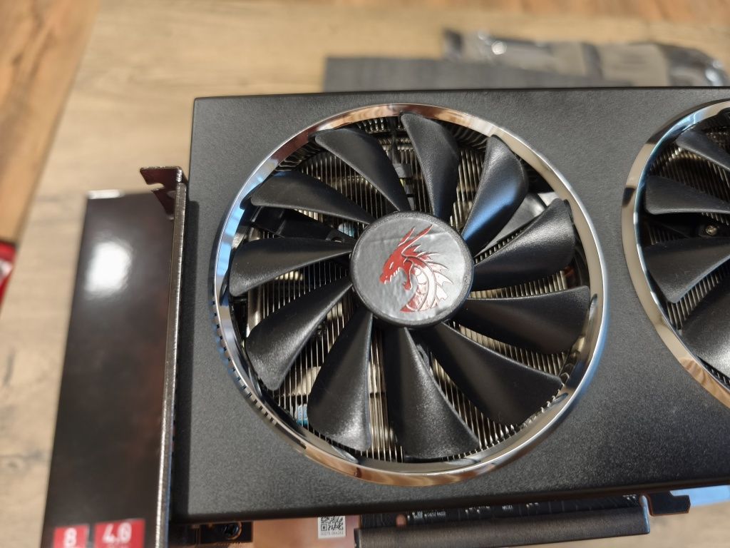 Radeon RX 5700xt  Power Color 8 gb