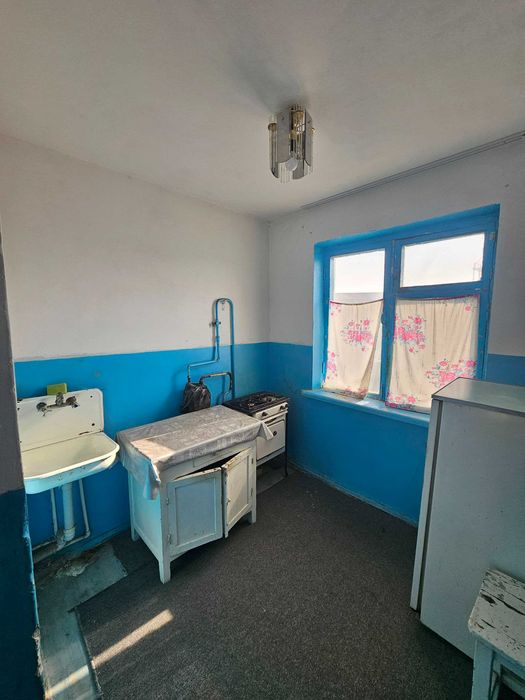 Арзон 1 хоналик квартира 4-каватдан сотилади.Ор:Горгаз Кафе Бахор