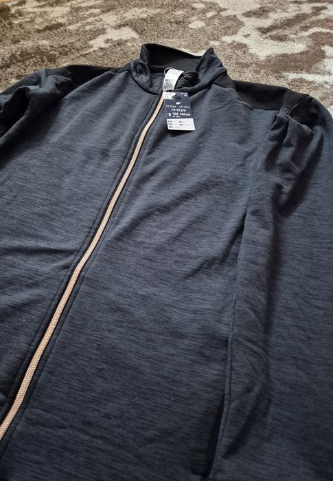 Дамски спортен екип Decathlon