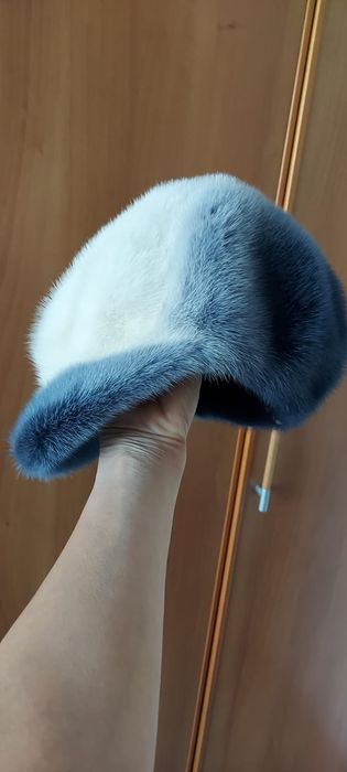 Кепка женская,норковая,,цвет бело-голубой