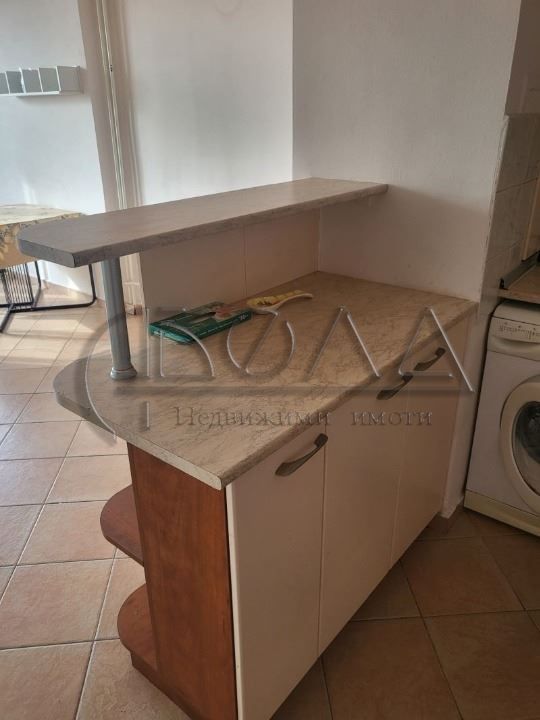 Продава се Двустаен апартамент в София, Люлин 6 - 77 кв.м за 1942 €/кв.м - Снимка #9