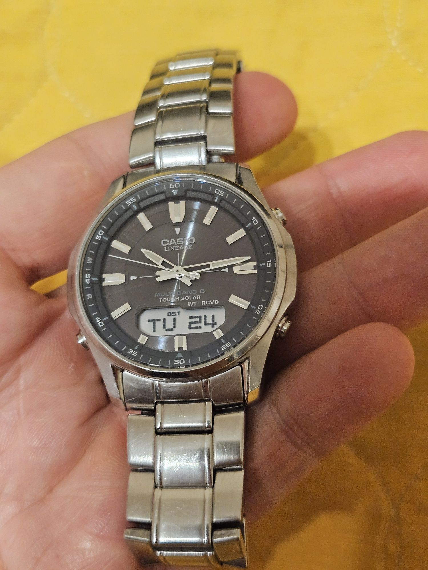 Casio Lineage Wave Ceptor Multi band 6 SAPPHIRE cristal LCW-M1000SE