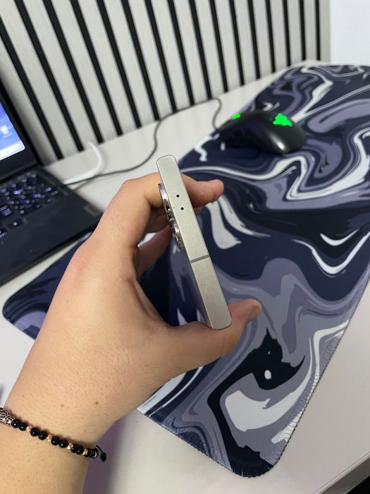 Se vinde Samsung galaxy s24 ultra urgent