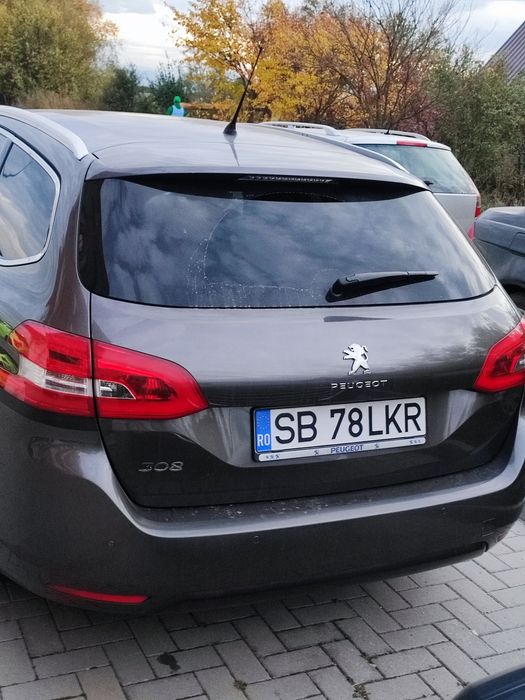 Peugeot 308 1.2/110 cp