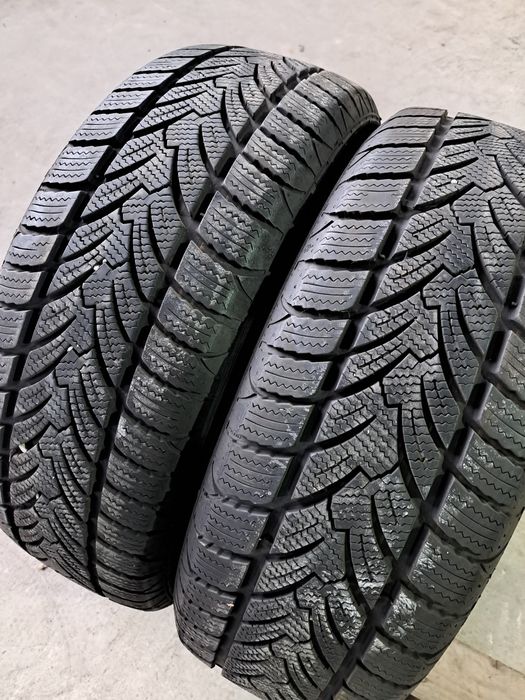 2 anvelope iarnă 205 60 r16 Platin