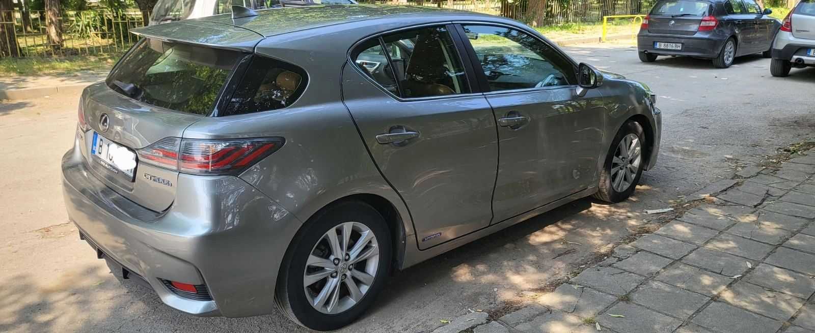 Лек автомобил LEXUS CT200H хибрид газов инжекцион