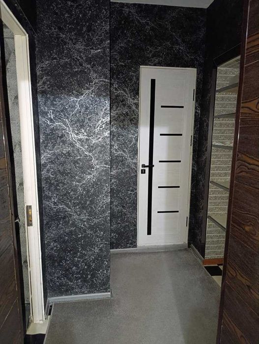 Срочно продаётся квартира 2/9/9. Массив строителей