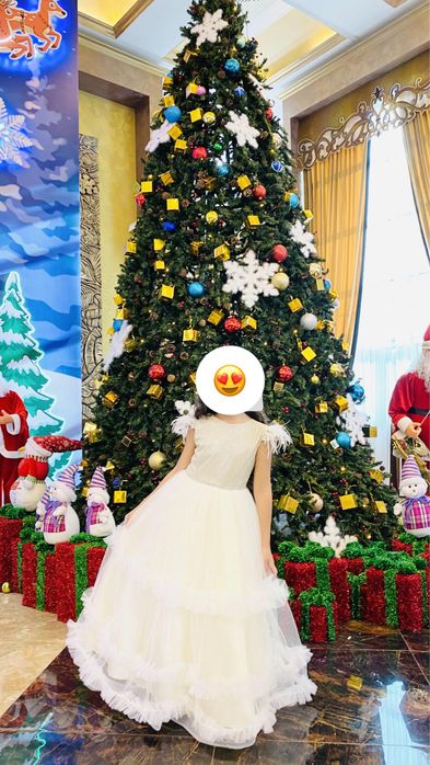 Бальный платье