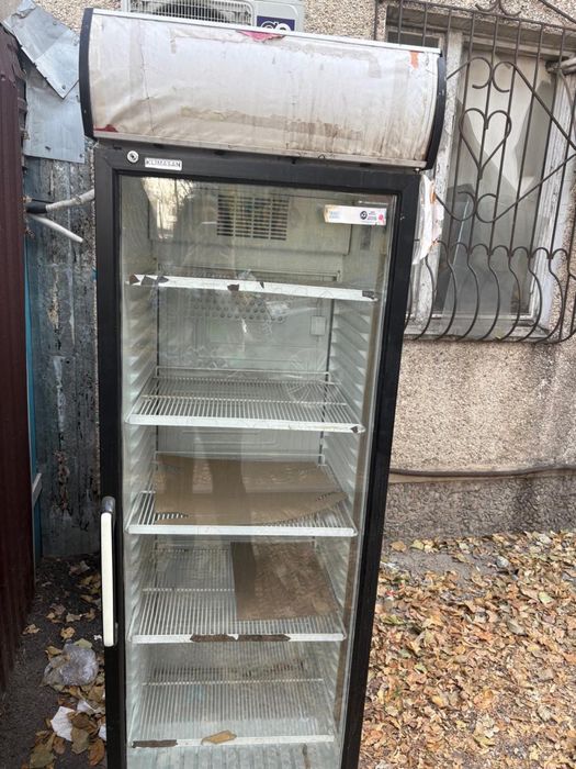 Продам холодильник для магазина