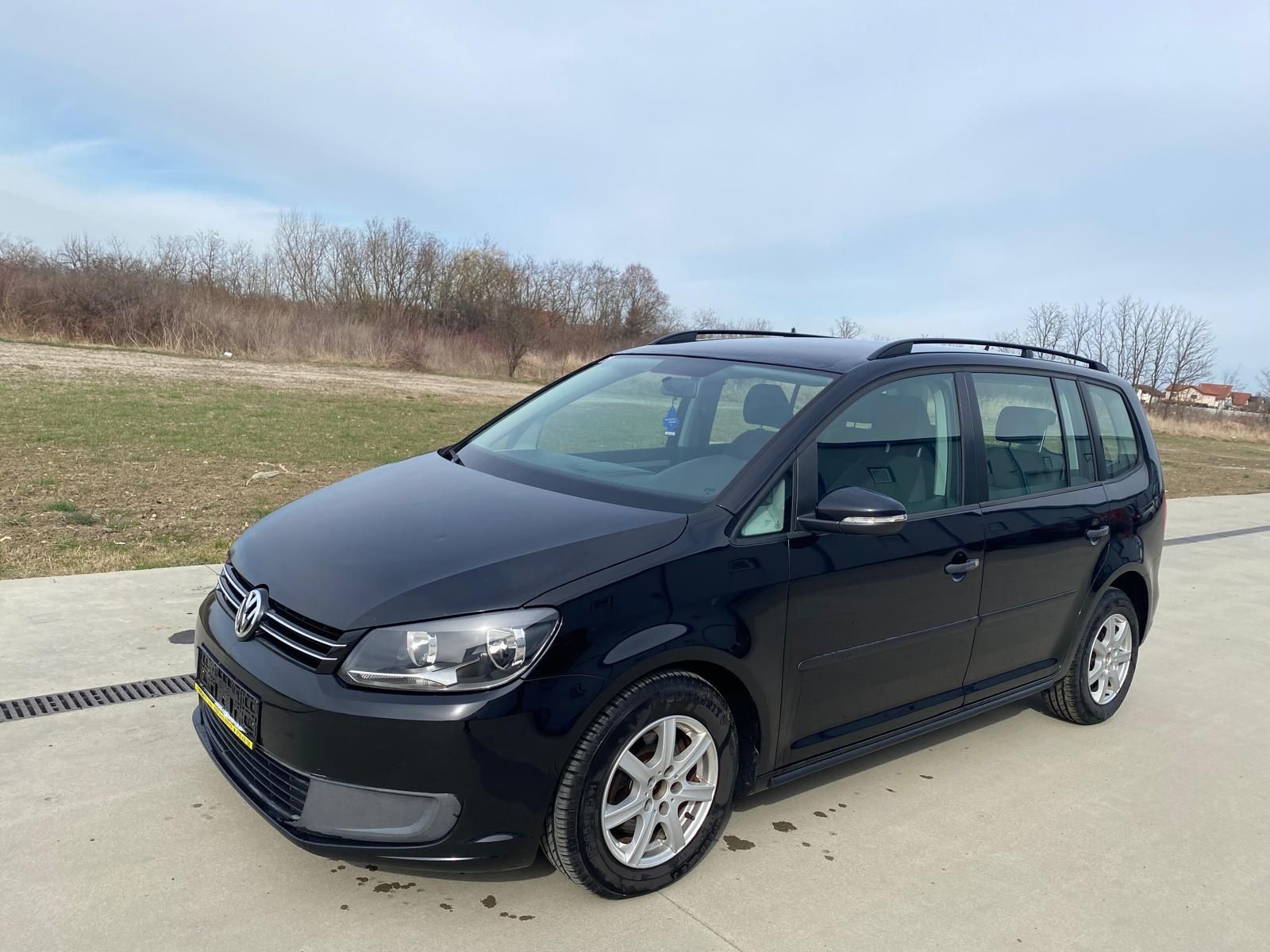 Vând VW Touran 2010 Facelift