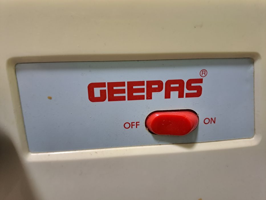 Срочно продаётся новая мясорубка