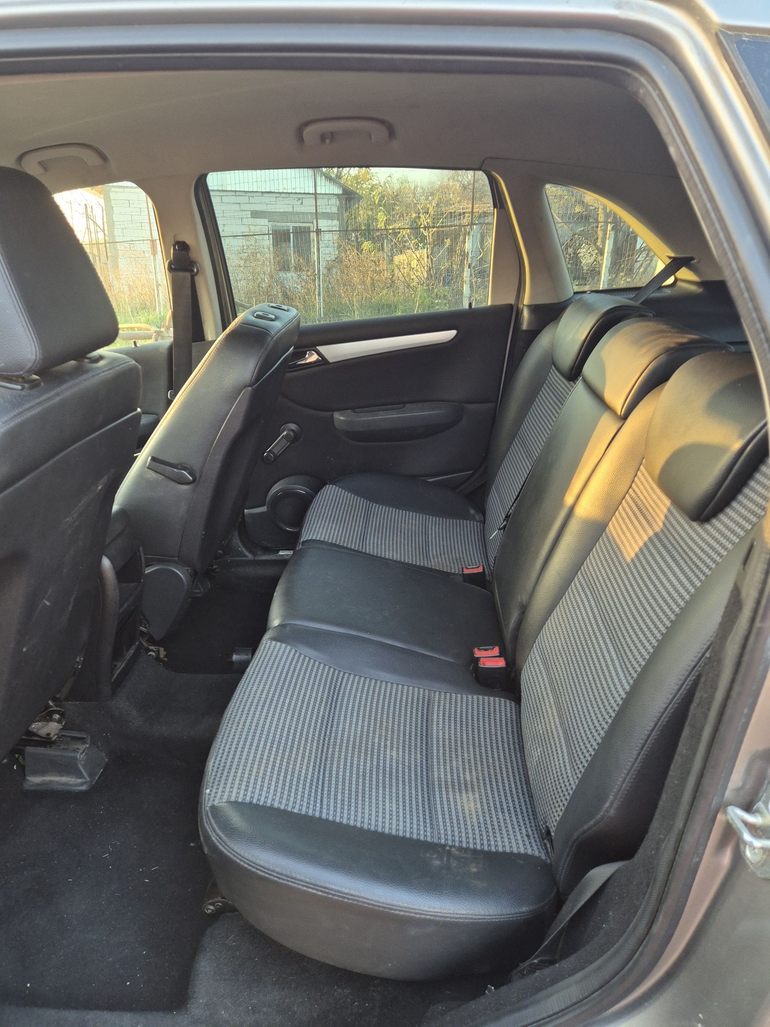 Mercedes B class