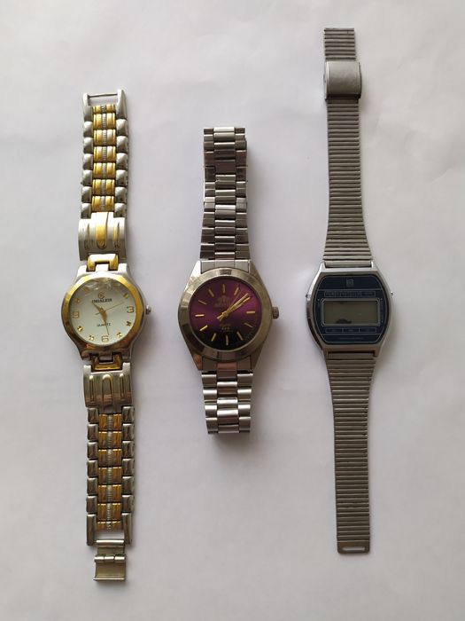 Часы мужские и женские,настольные