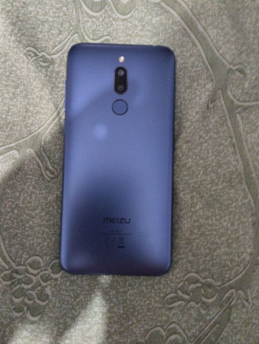 Продам смартфон meizu полностью рабочий
