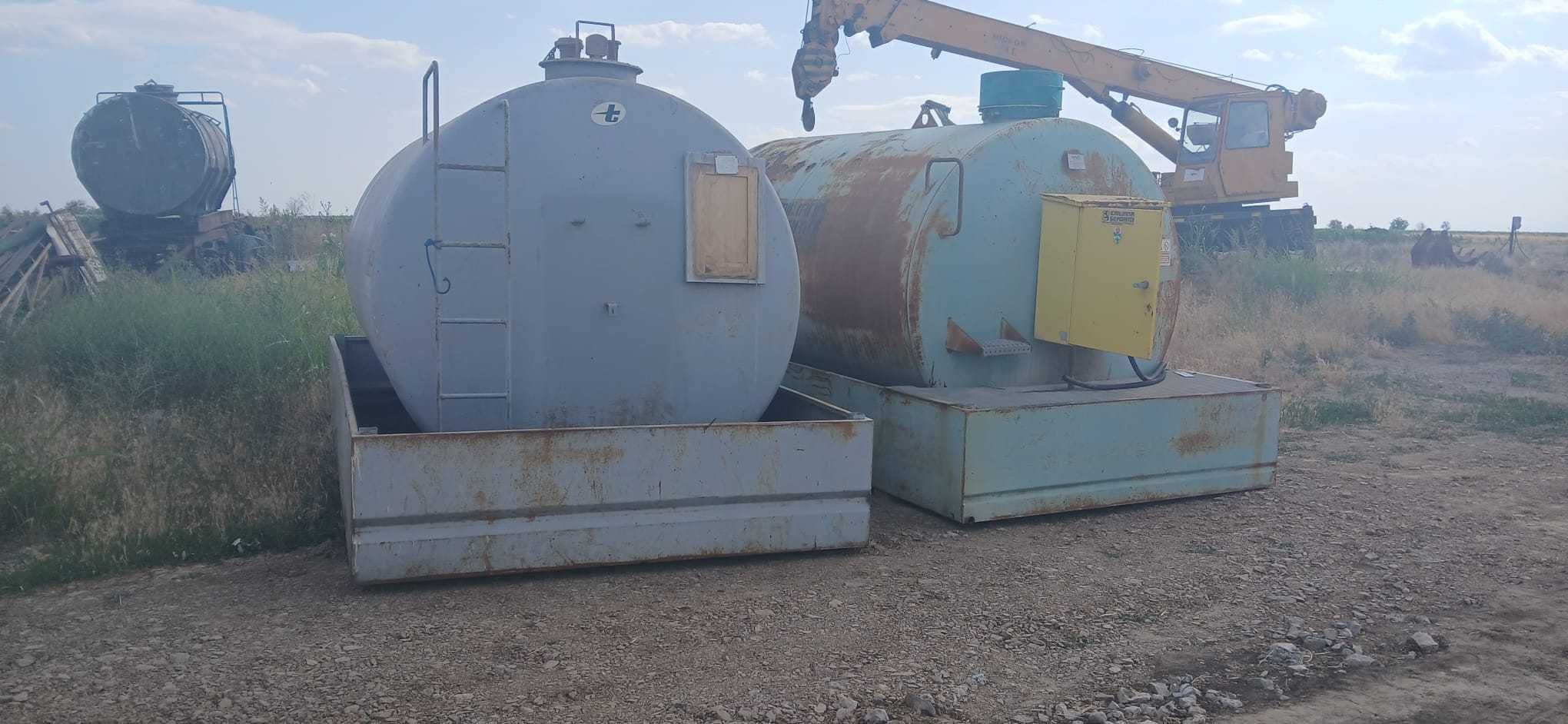 Tanc combustibil sau alte lichide Rezervor Bazine metalice 9.000 litri