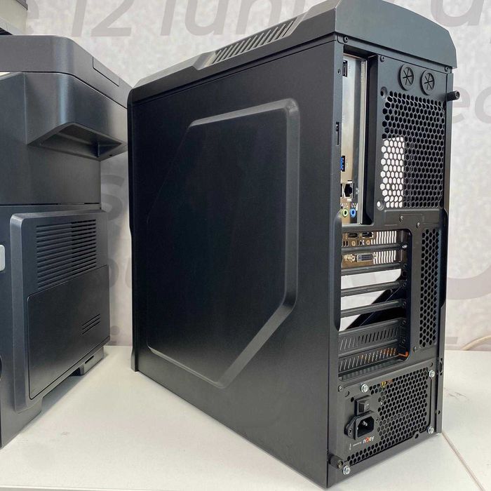 PC ZALMAN RTX3050 6gb i5-10505 32gb(AG13 Independentei)Garantie 2 ani!