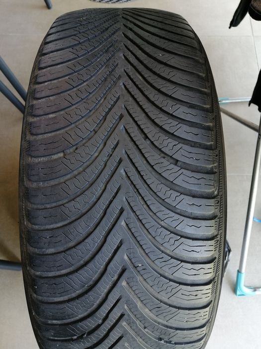 Vând anvelope Michelin(Alpin 5 și CrossClimate)