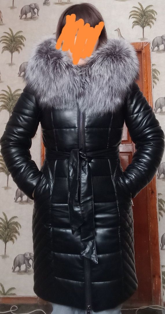 Кожаная куртка с чернобуркой