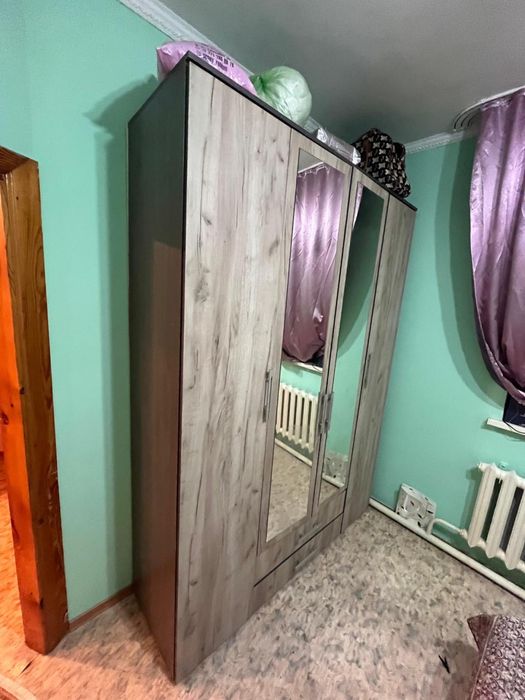Продам Спальный гарнитур
