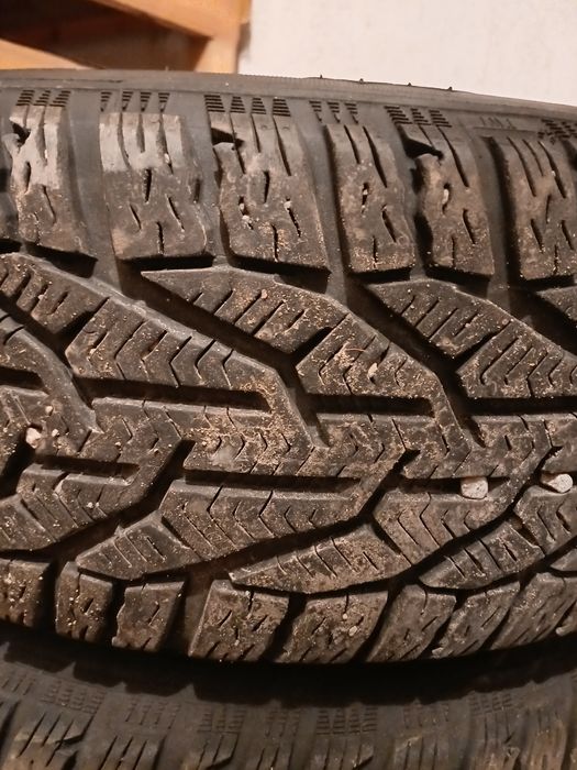 Jante Volkswagen R16 cu anvelope de iarna