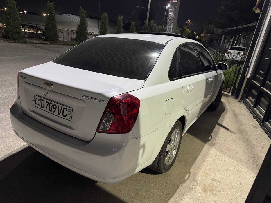 LACETTI 2013 1.6 avtomat Срочно!