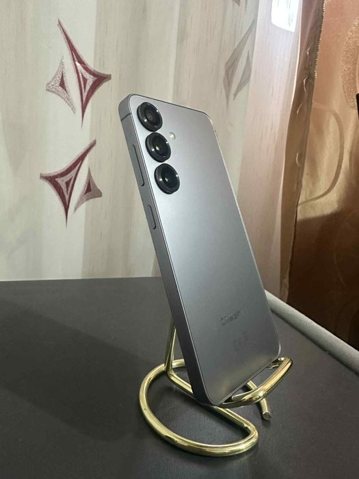 SAMSUNG  Galaxy S25 !