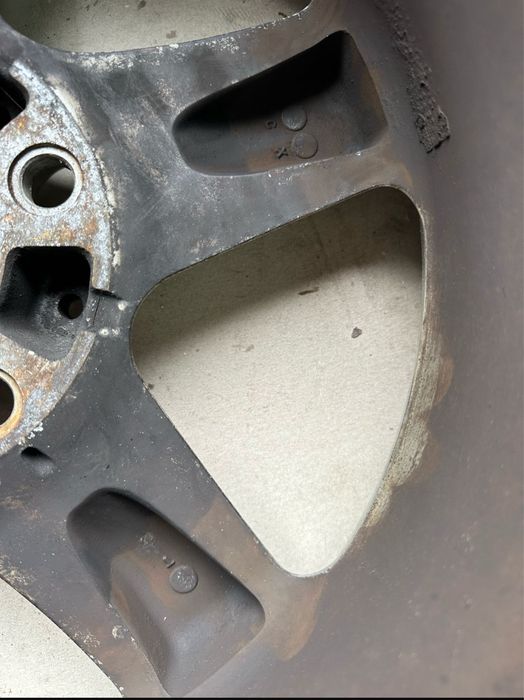 БМВ Алуминиеви джанти с летни гуми