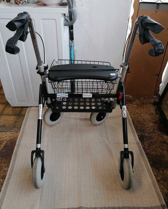 проходилка за възрастни