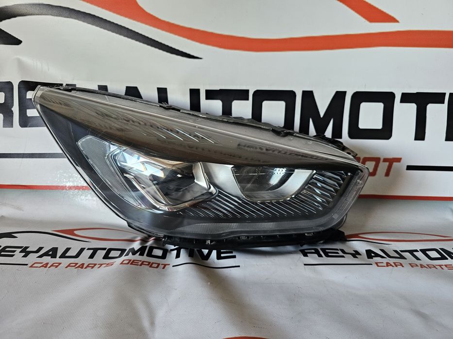 Far dreapta halogen led Ford Kuga 2 ST-Line 2016 cod GV41-13W029-FE