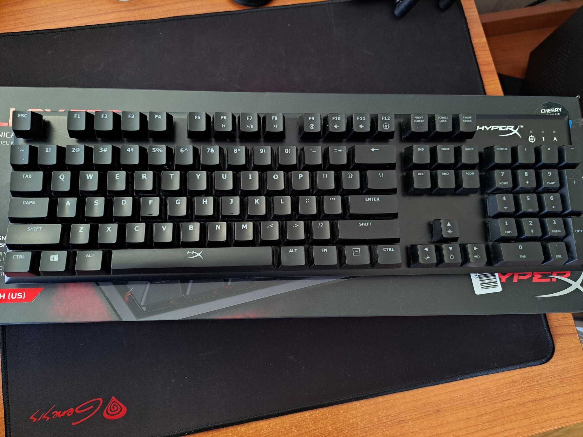 HyperX Alloy FPS механична клавиатура