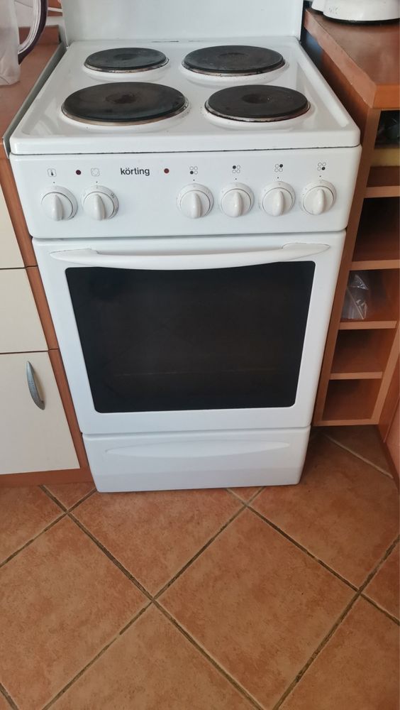 Фурна с котлони Körting