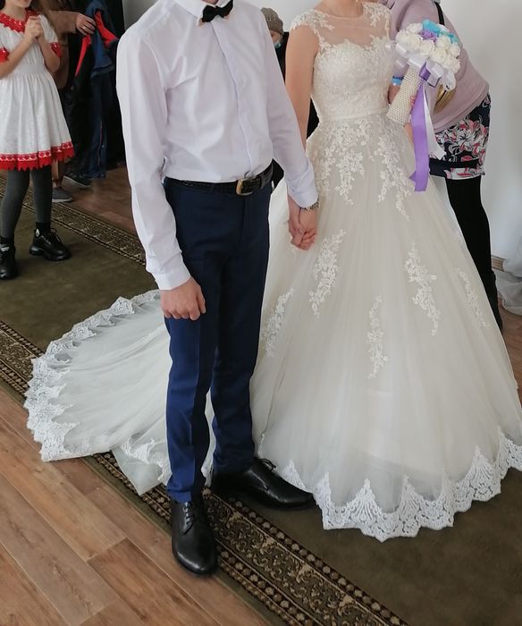 Продам свадебное платье