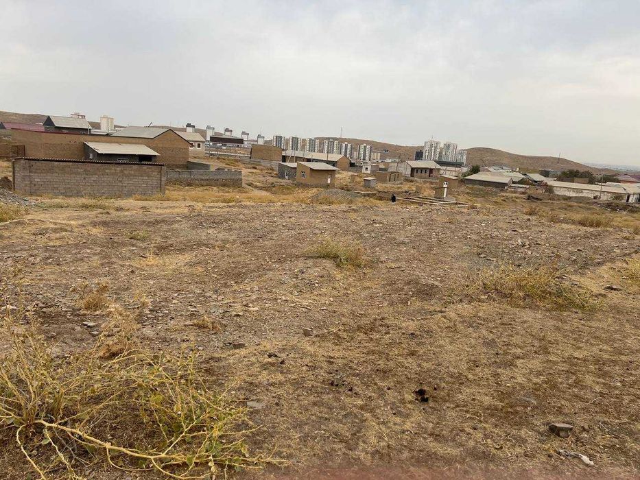 Yer uchastka sotiladi