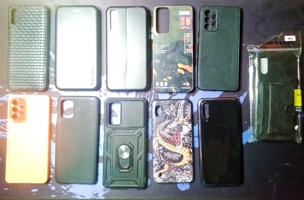 Чехлы на телефон