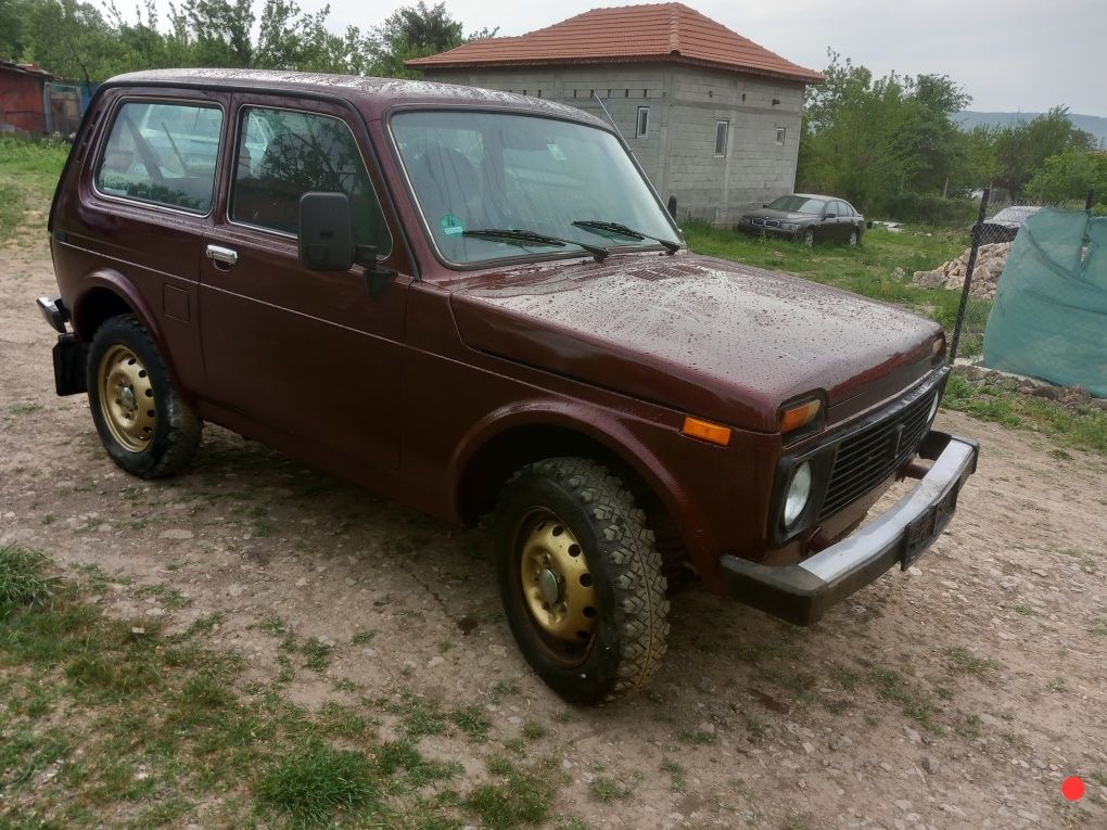 Lada niva 1.7i нов внос